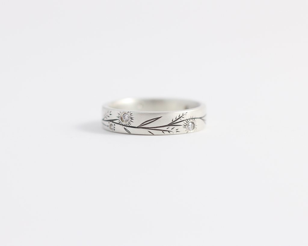 Blossom Ring - Medium – Ash Hilton Jewellery