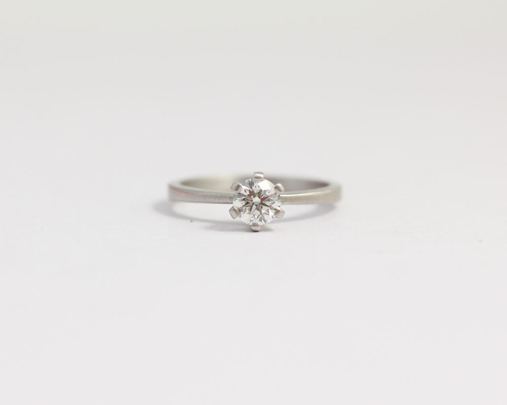 Avanti Platinum 1.2ct Oval Diamond Engagement Ring with Diamond Set  Shoulders