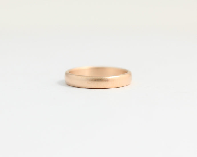 Rounded Ethical Rose Beach Gold Band - Narrow, [product_type} - Ash Hilton Jewellery