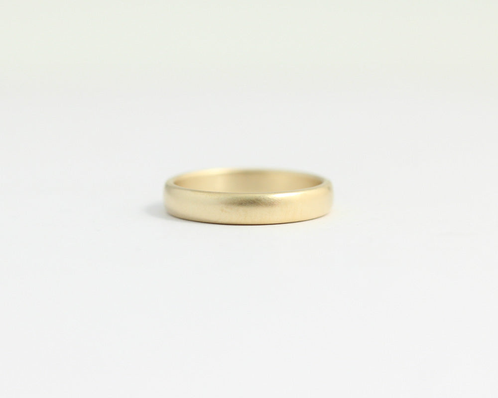 Rounded Ethical Yellow Beach Gold Band - Narrow, [product_type} - Ash Hilton Jewellery