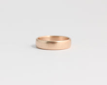 Rounded Ethical Rose Beach Gold Band - Medium, [product_type} - Ash Hilton Jewellery